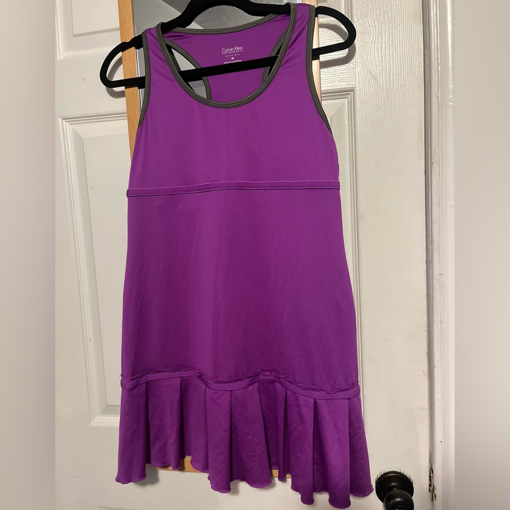 Size Medium Tennis Dress Calvin Klein Performance Dress with Bra, Workout Wear